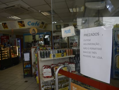 Lojas de conveniência no Rio de Janeiro.