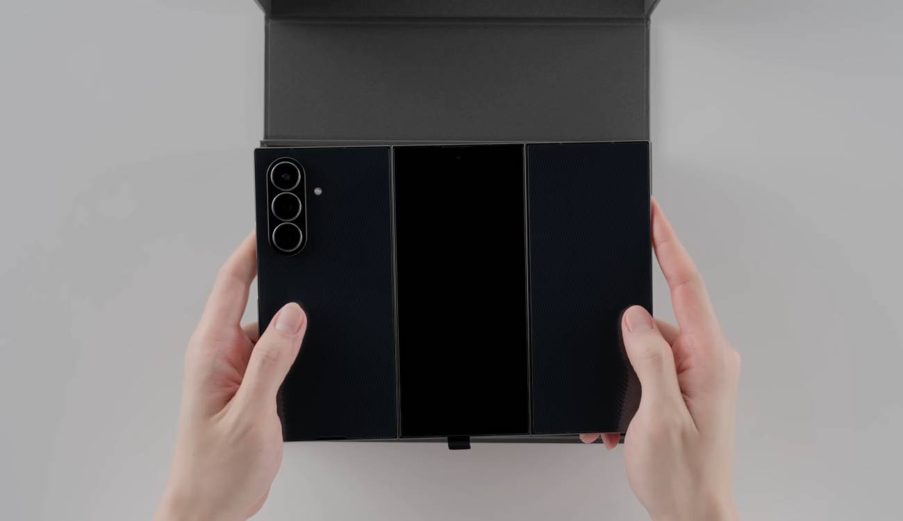 Samsung publica un completo unboxing de su increíble Galaxy Z TriFold