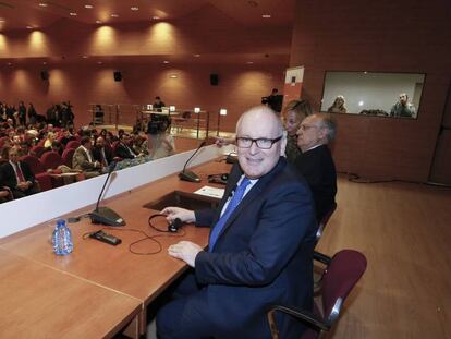 Frans Timmermans, vicepresidente de la comisi&oacute;n europea, en el sal&oacute;n de actos de la Facultad de Ciencias Pol&iacute;ticas de la Universidad Complutense