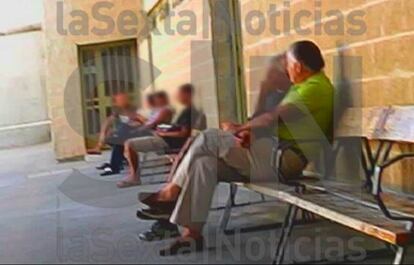 Imagen facilitada por La Sexta de un vídeo grabado de Luis Bárcenas en la cárcel.