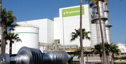 Instalaciones de ciclo combinado de Iberdrola en Castellón. 