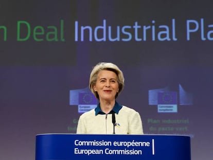 La presidenta de la Comisión Europea, Ursula von der Leyen, durante una "comunicación" en la que se detalla el "Plan Industrial Green Deal" de la UE.