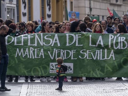 Manifestación por la escuela pública en Sevilla, el pasado diciembre.
