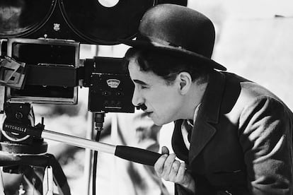 Charlie Chaplin, en su faceta de director de cine.