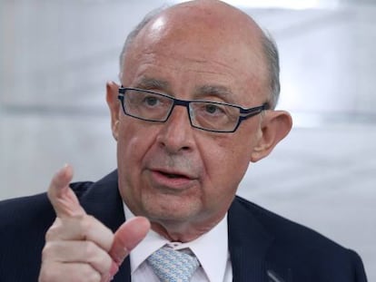 El ministro de Hacienda y Función Pública, Cristóbal Montoro, al término de la reunión del Consejo de Ministros.