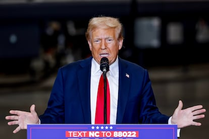 Donald Trump candidato a la presidencia republicano durante un evento de campaña en Carolina del Norte, Estados Unidos, el 25 de septiembre de 2024.