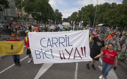 Pancarta al inicio de la 'bicifestación'.