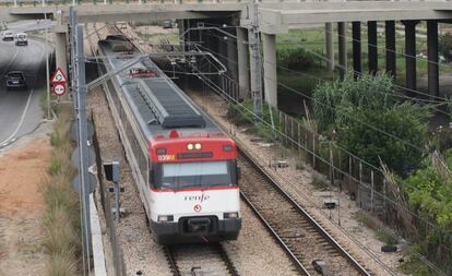 Un tren de Cercanías de Renfe en Valencia.