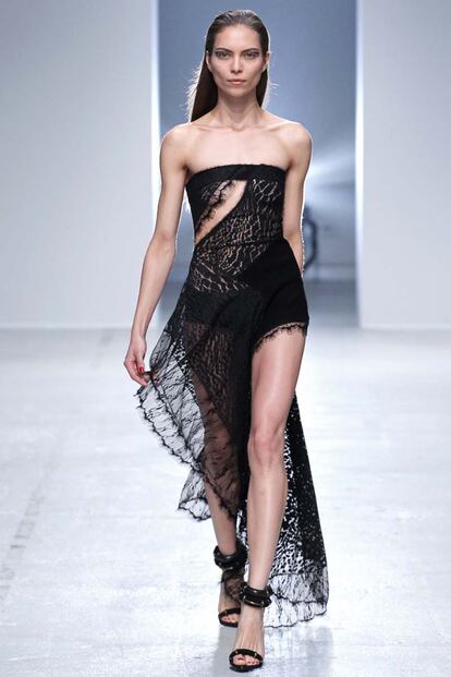 Leccion de anatomia de Anthony Vaccarello