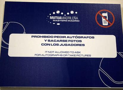 La organización prohíbe tomar fotografías e incluso pedir autógrafos