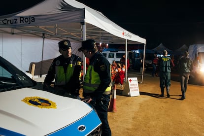 Puesto de mando unificado donde se coordina el operativo de la dana, situado a la entrada del municipio valenciano de Paiporta.