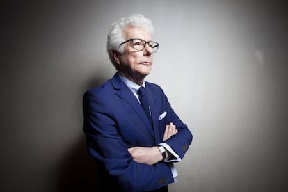 El escritor británico Ken Follett durante la entrevista.