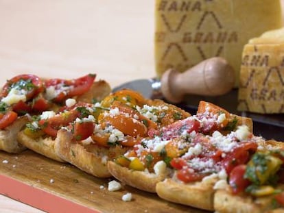 'Bruschettas', ensalada de pasta y postre: cena de verano con Grana Padano