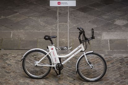 Una bicicleta elèctrica del servei públic de Barcelona.