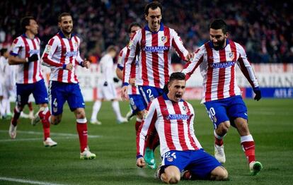 Gim&eacute;nez celebra el segundo gol del Atl&eacute;tico.