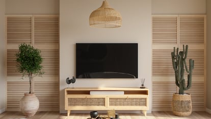 Artículo de EL PAÍS Escaparate sobre una smart tv de 32 pulgadas rebajada al 50% de descuento en Amazon.