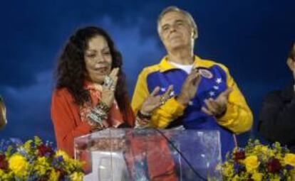 En la imagen, la primera dama de Nicaragua, Rosario Murillo (c). EFE/Archivo
