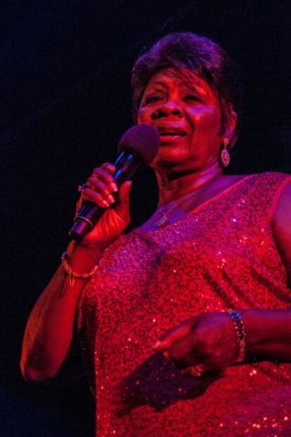 Irma Thomas durante el concierto en Santiago.