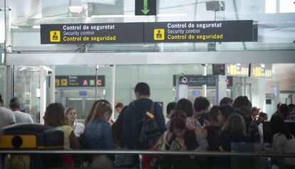 Huelga de los controladores de seguridad del aeropueto El Prat.