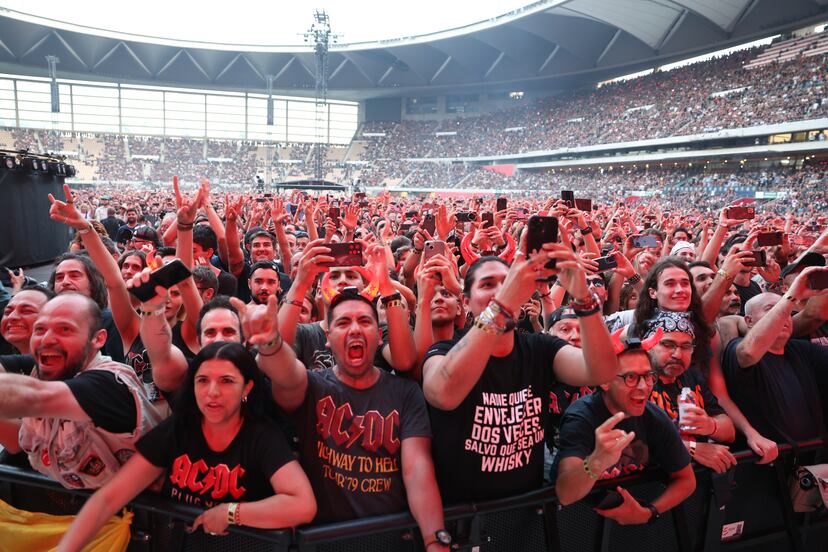 El concierto de AC/DC en Sevilla, en imágenes | Fotos | Cultura | EL PAÍS