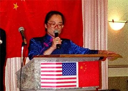 Katrina Leung, durante un acto celebrado en San Gabriel (California) en marzo de 1997.