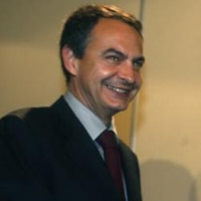 El presidente de España, José Luis Rodríguez Zapatero y el primer ministro británico Gordon Brown