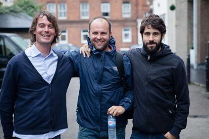 Iván Smith, Ramón Sastrón y Juan Sierra, de Zuzeen.