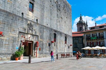 El parador de Hondarribia, en la plaza de Armas.