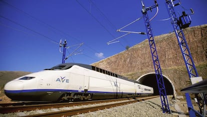 Imagen de un tren de alta velocidad.