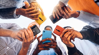El amplio alcance de Facebook e Instagram convierte a estas dos plataformas en indispensables dentro de la estrategia de marketing digital de cualquier empresa.