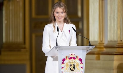 La princesa Isabel de Bélgica, en el acto de honor por su 18 cumpleaños, este viernes. 