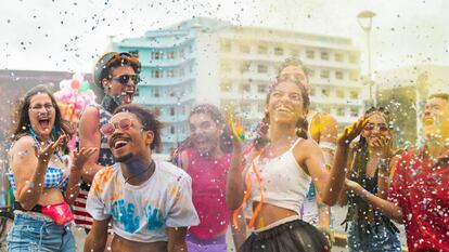 Complementos esenciales para estimular y crear un ambiente festivo lleno de diversión.GETTY IMAGES.