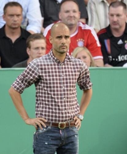 Guardiola, durante el partido de Copa entre el Bayern y el Rehden.