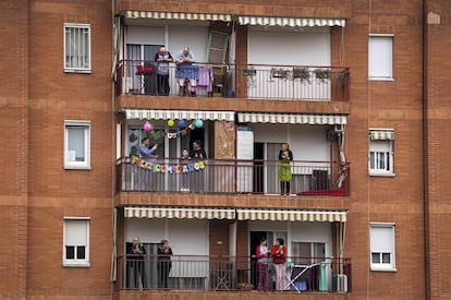 Felicitaciones de cumpleaños para un niño de Martorell (Barcelona) el 11 de abril.