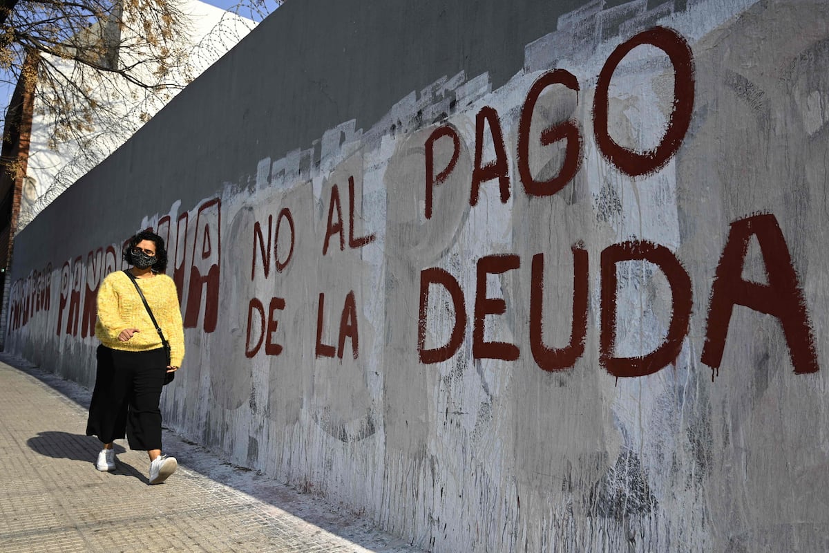 Argentina quiere aplazar hasta 2022 la renegociación de su deuda con el FMI | Economía | EL PAÍS