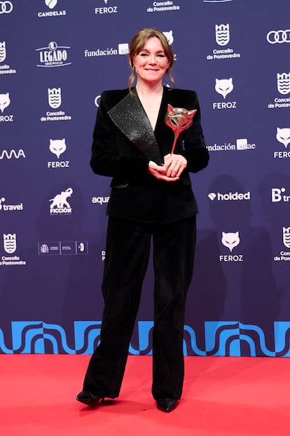 Nagore Aranburu lució un traje de terciopelo de Bleis Madrid para recoger el Feroz a mejor actriz de reparto por 'Los domingos'. "Nunca pensé que un hábito me daría tantas alegrías", dijo la actriz al recoger el galardón.