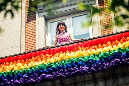 Ana Redondo, en uno de los balcones del Ministerio de Igualdad, este jueves en Madrid.
