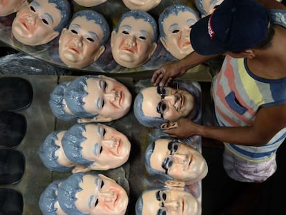 As fábricas de máscaras apelam à popularidade de Eduardo Cunha e o japonês da Federal para avalancar suas vendas.