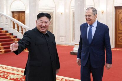 North Korean leader Kim Jong Un welcomes Russian Foreign Minister Sergei Lavrov during a meeting in Pyongyang, North Korea, October 19, 2023.