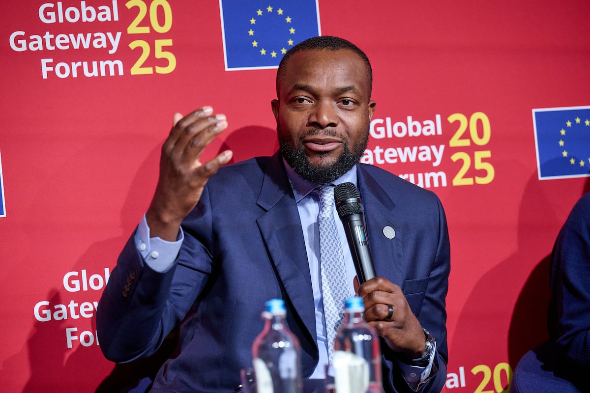 Ministro nigeriano de Comunicaciones: “La IA presenta a menudo una realidad que en África no existe”