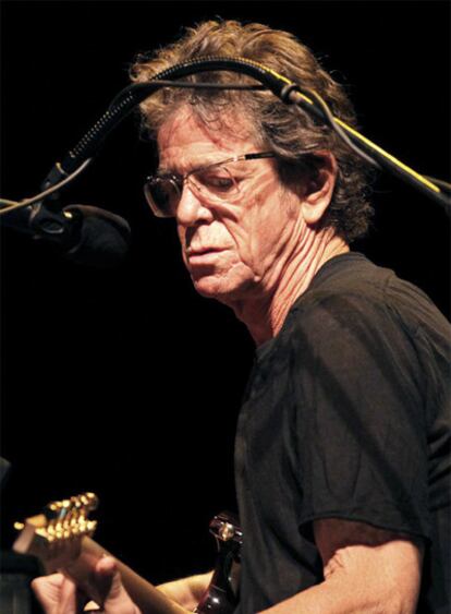 Lou Reed, en la actuación de ayer en Sant Feliu de Guíxols.