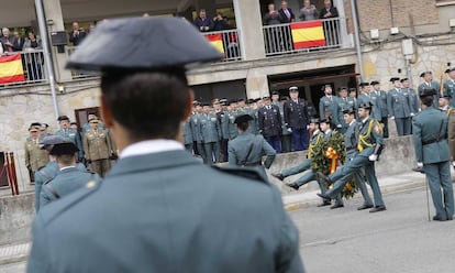 Desfile de la Guardia Civil con motivo de la toma de posesión del nuevo jefe de la Comandancia de Intxaurrondo.