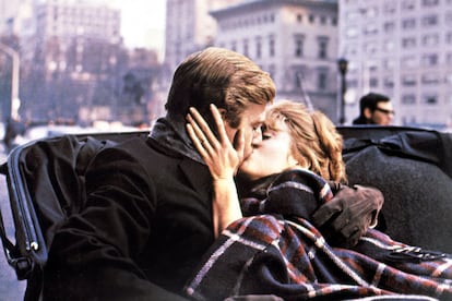 Robert Redford y Jane Fonda en Descalzos por el parque (Gene Saks, 1967).