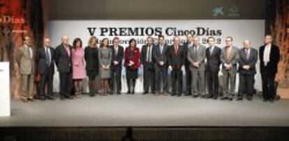 Foto de familia de la V Edición de los Premios Cinco Días a la Innovación Empresarial.