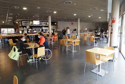 Interior de un establecimiento de hostelería en Valladolid, el 8 de marzo.