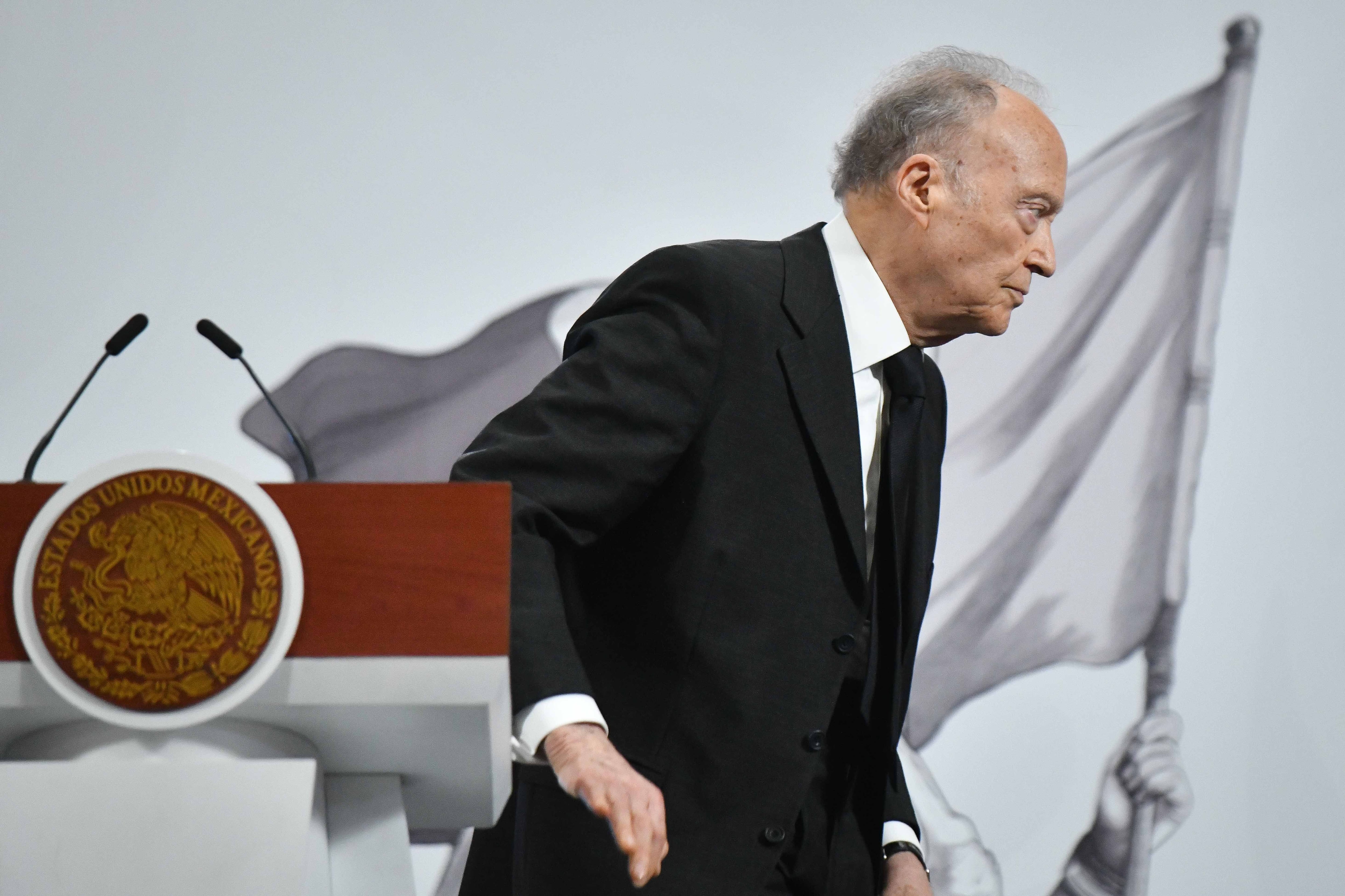 Las embajadas como moneda de cambio político: una transición que no cesa en México