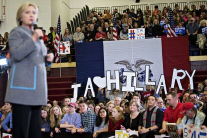 Espectadores en un evento de Hillary Clinton.