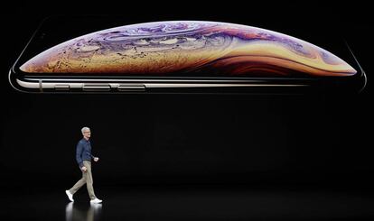 El consejero delegado de Apple, Tim Cook, en la presentación del nuevo iPhone, en septiembre de 2018.