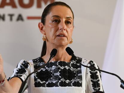 Claudia Sheinbaum habla durante un acto de campaña en Tehuacán, Puebla.