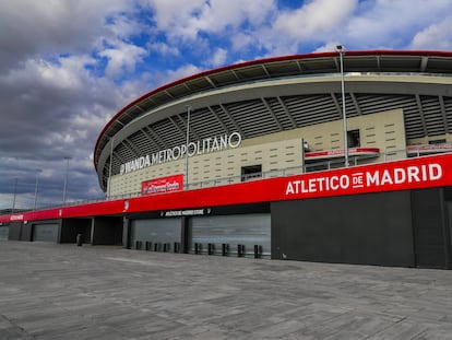 Vista exterior del Wanda Metropolitano durante los días de estado de alarma en España